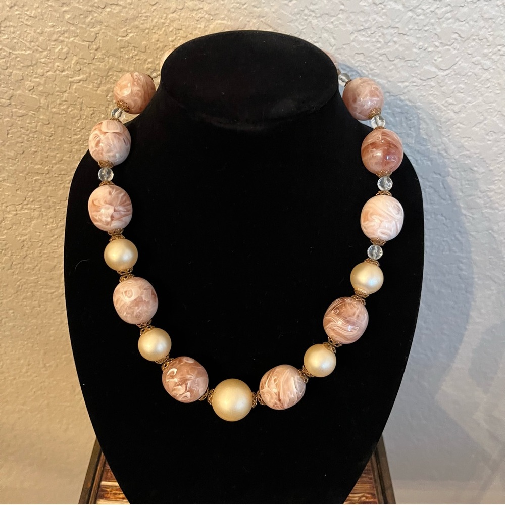 Vintage Cream and Tan Beaded Necklace with Graduated Design